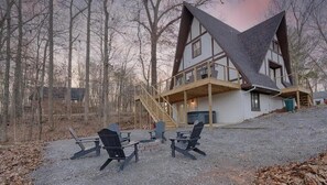 Property grounds - A Frame of Mind (Jamestown)