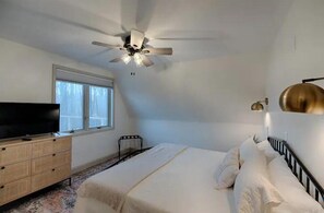 3 bedrooms, WiFi, bed sheets