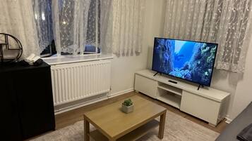 Luxury Room | 1 bedroom, Egyptian cotton sheets, premium bedding, memory-foam beds