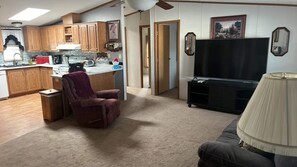 Smart TV - Rental House in Apache Junction, Arizona (Apache Junction)