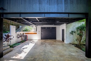 施設の敷地