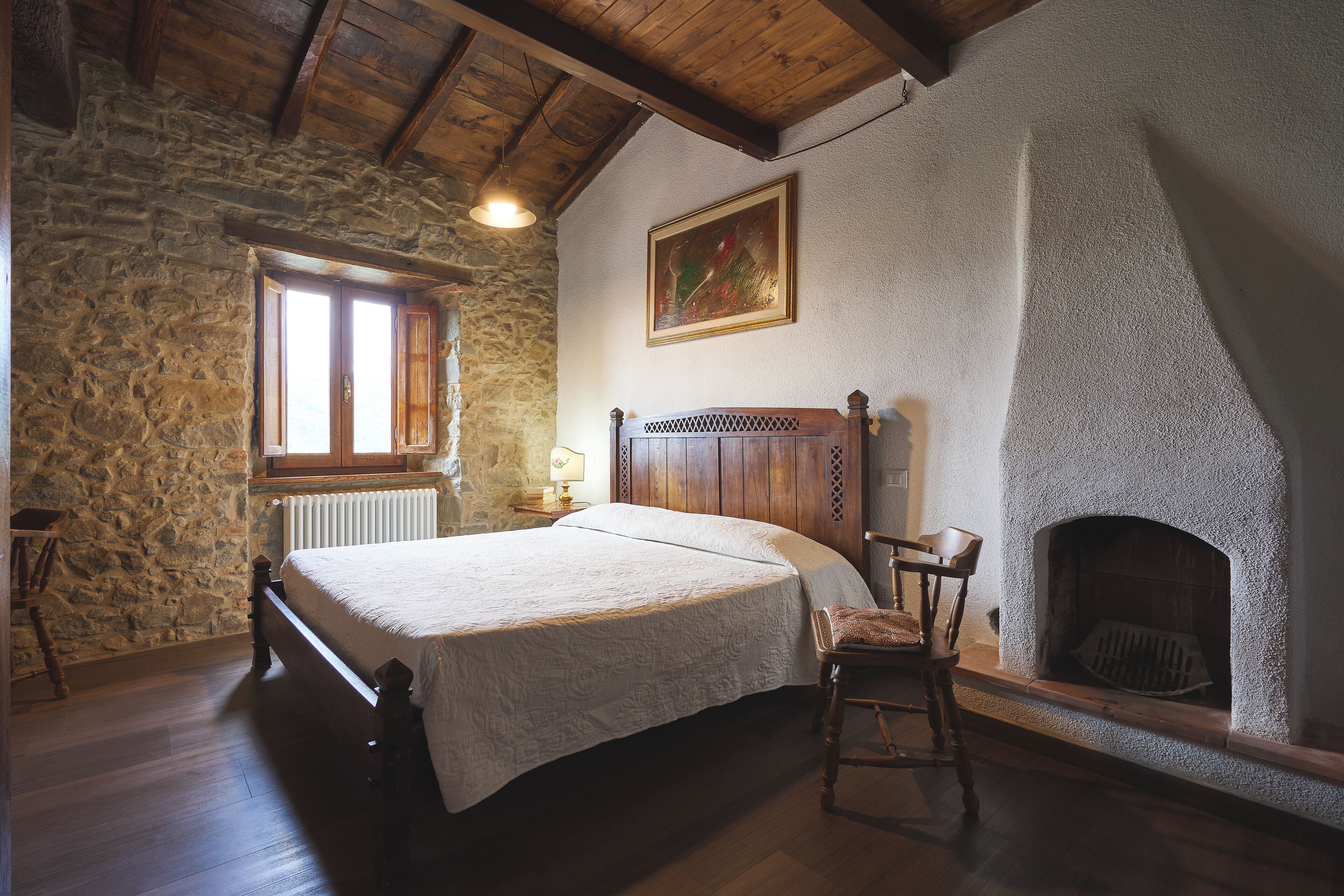 7 bedrooms, desk, travel cot, free WiFi