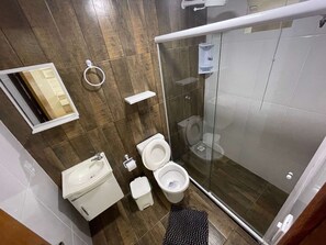 Comfort Suite | Bathroom - The Férias - Suítes Praia (Cabo Frio)