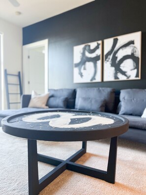 Interior - Elegant & Luxury 2BR  2BTH Minutes To Old Town (Alexandria)