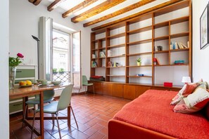 1 chambre, lit parapluie, Wi-Fi, draps fournis