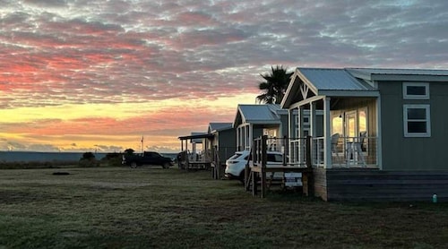 Goose Island Flats -The Whooping Crane 2BR 2B