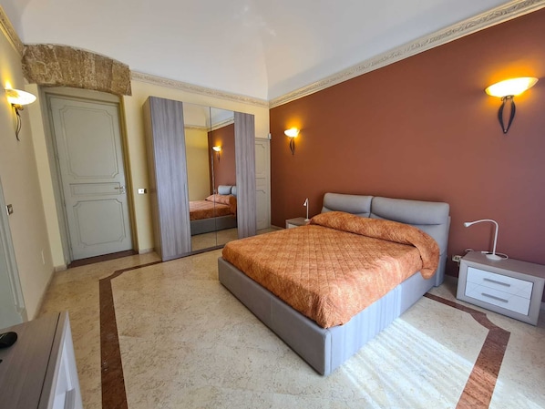 2 habitaciones, wifi y ropa de cama 