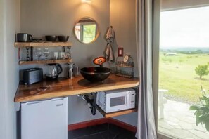 Fridge, microwave, coffee/tea maker, electric kettle