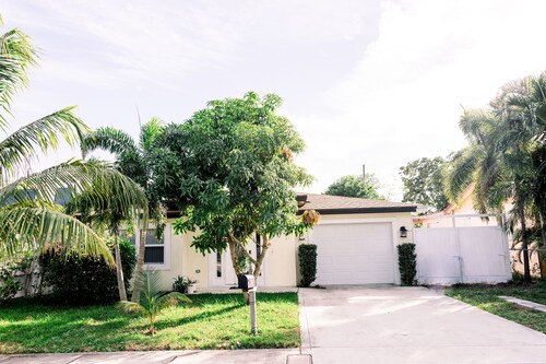 MaryLoly House
