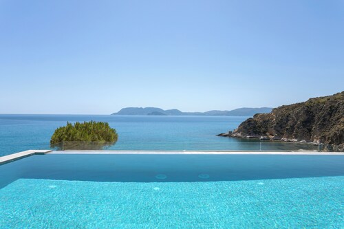 Seaside Villa With Private Beach