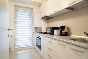 ميكروويف، فرن، موقد طهي مسطح، محمصة خبز