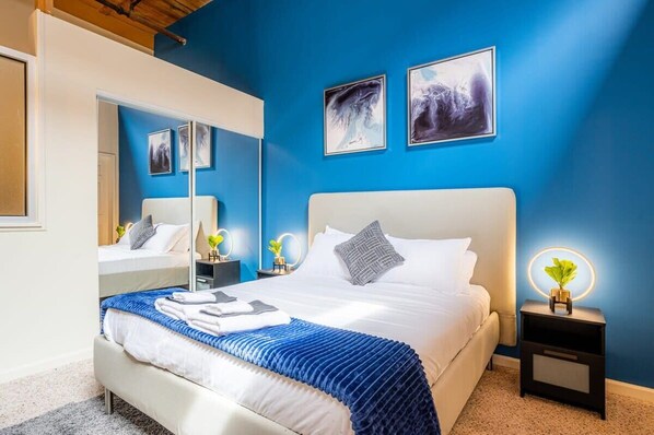2 bedrooms, iron/ironing board, travel cot, WiFi