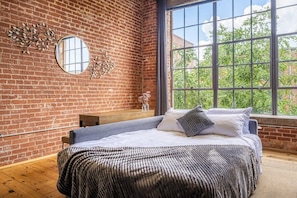 2 chambres, fer et planche à repasser, lit parapluie, Wi-Fi