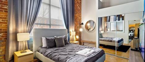 2 bedrooms, iron/ironing board, travel cot, WiFi