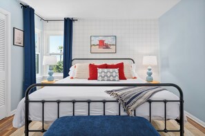 5 chambres, fer et planche à repasser, lit de bébé portatif, Wi-Fi