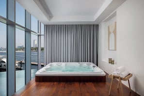 Couples treatment room(s), sauna, hot tub, body treatments