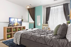 1 habitación, tabla de planchar con plancha, wifi y ropa de cama 