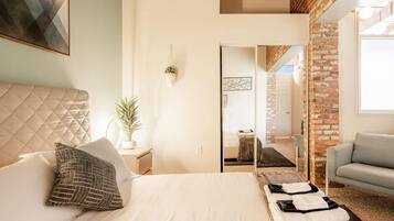 2 soverom, strykejern/-brett, reiseseng for barn og wi-fi