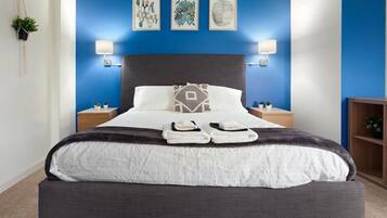 2 habitaciones, tabla de planchar con plancha, cuna de viaje y wifi