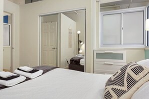 2 bedrooms, iron/ironing board, travel cot, WiFi