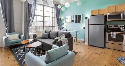 100 Year-Old Historic Brick 2BR Loft-High Ceiling8