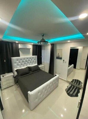 3 habitaciones, escritorio, cuna de viaje y wifi gratis