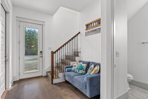 Stadtwohnung, Mehrere Betten, Terrasse, Gartenblick | Wohnbereich