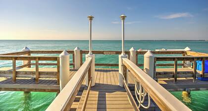 Classic & Comfortable Oceanfront Condo