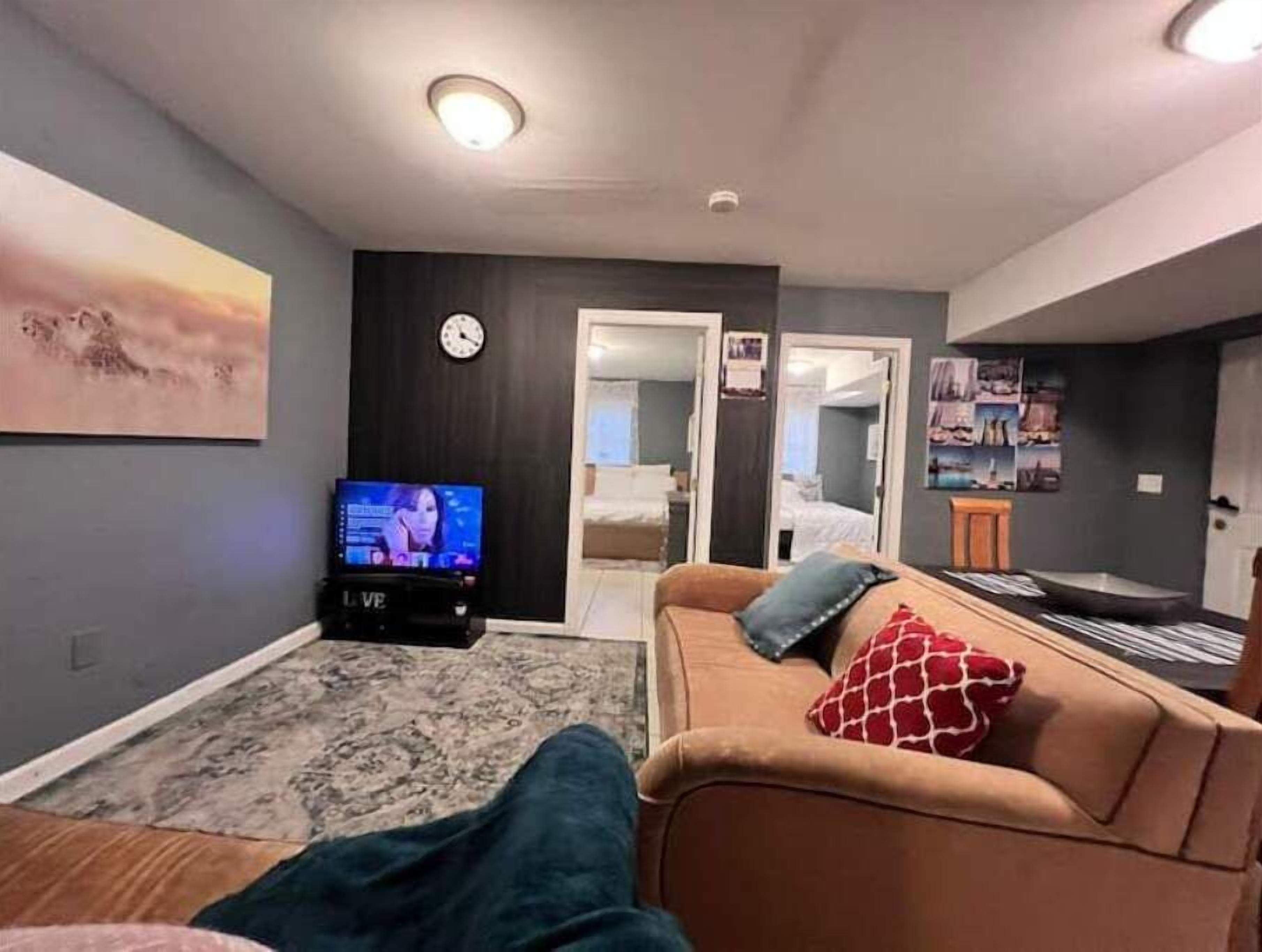 Cozy 2 Beds Near Newark EWR /NYC