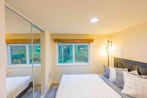 2 dormitorios, escritorio, tabla de planchar con plancha y wifi gratis