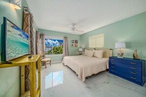 3 室のベッドルーム、デスク、アイロン / アイロン台、WiFi (無料)