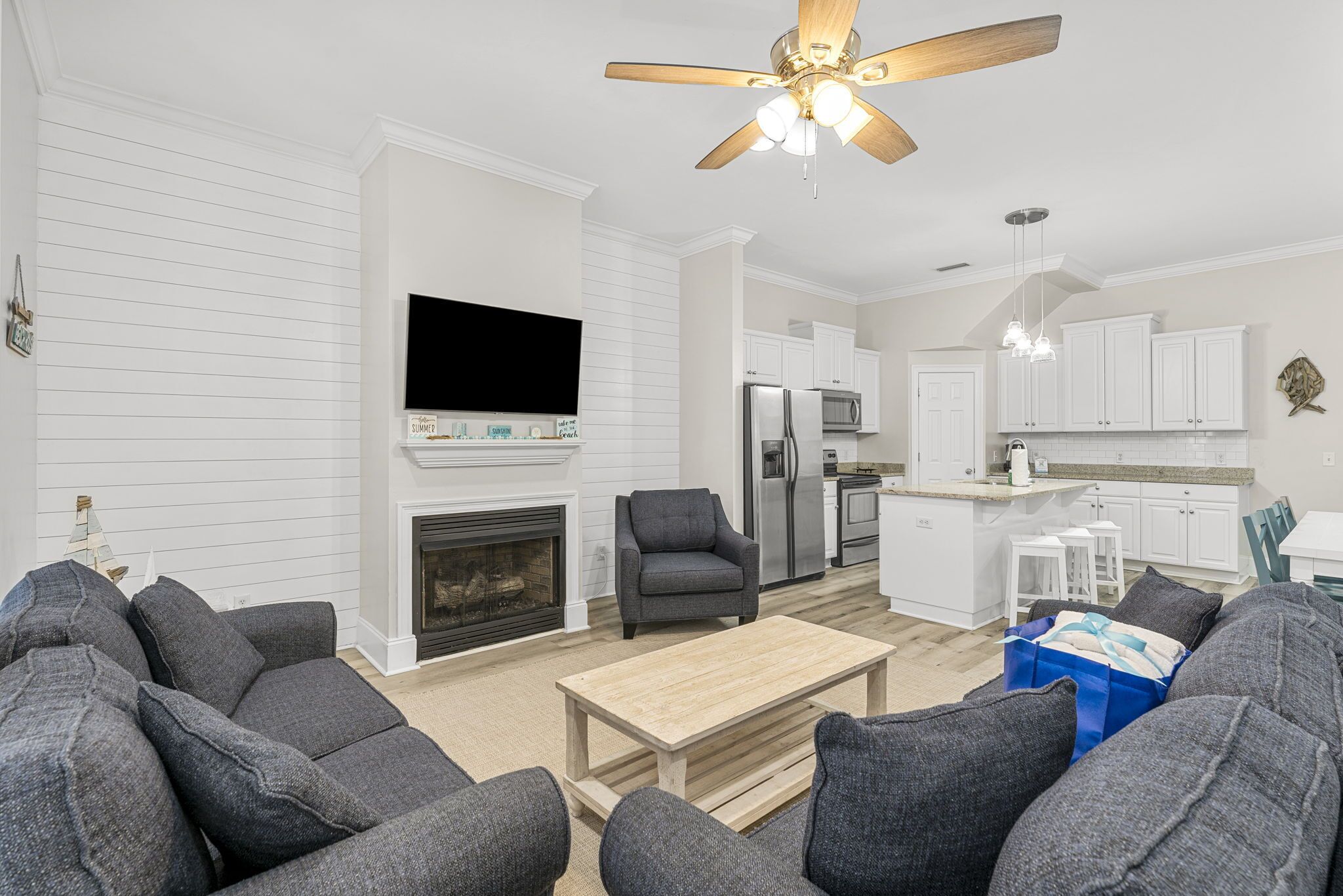 Townhome, Multiple Beds, Pool Access, Ocean View (5410 Gulf Dr) | Living area | 42-inch flat-screen TV with digital channels