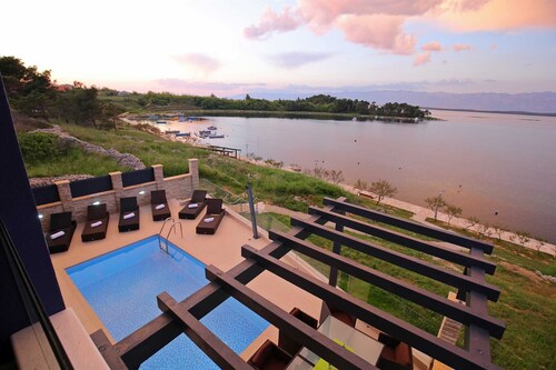 Brand new amazing sea front villa with pool for up to 10 people