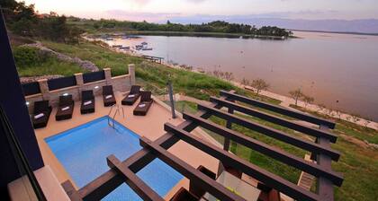 Brand new amazing sea front villa with pool for up to 10 people