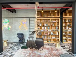 Interior - Stylish Apartment in Dubai Hills (Dubai)