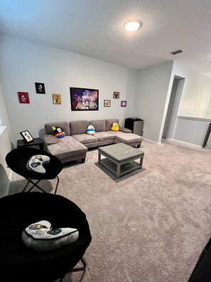 Villa | Área de sala de estar | Smart TV