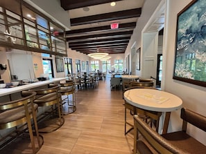 Villa | Dining
