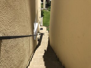 Property grounds - Apartment Kleinochsenfurt Studio_sonnige Terrasse_ Gartenmitbenutzung 1-2 Pers (Ochsenfurt)