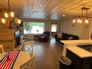 Smart TV, fireplace, DVD player, video library