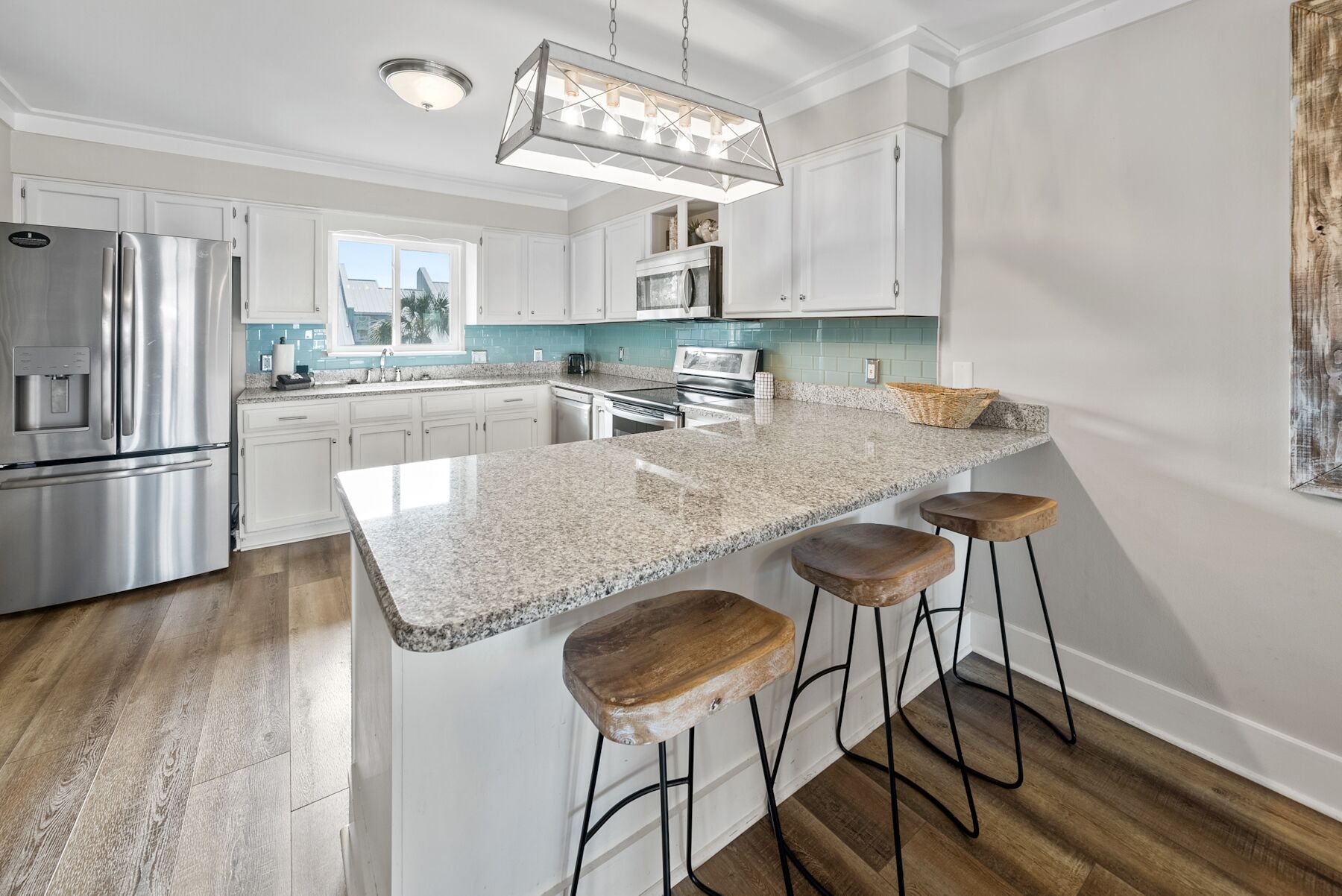 Townhome, Multiple Beds, Patio, Pool View | Private kitchen | Fridge, microwave, oven, stovetop