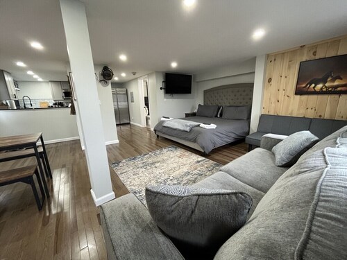 Berkshires Apartment at the Stephentown Hotel
