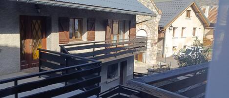 Comfort-værelse til 4 personer | Terrasse/gårdhave