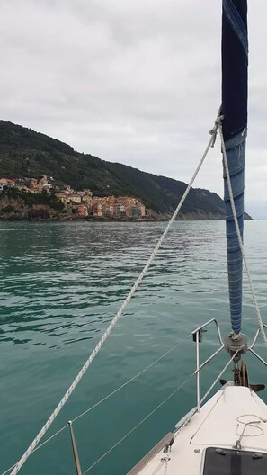 Miscellaneous - Live a unique experience of sleeping on a sailboat, or take a boat tour (La Spezia)