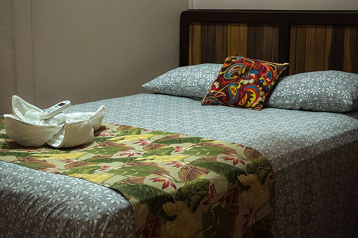 Standaard kamer | 1 slaapkamer, gratis wifi, beddengoed, rolstoeltoegankelijk