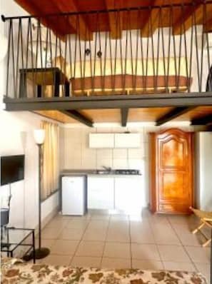 1 bedroom, travel crib, free WiFi, bed sheets