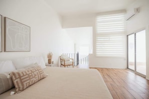 2 bedrooms, desk, free WiFi, bed sheets