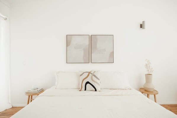 2 bedrooms, WiFi, bed sheets