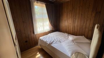 Family Villa | 1 bedroom, blackout curtains, iron/ironing board, free WiFi