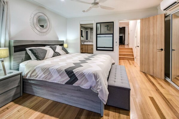 2 Schlafzimmer, Bügeleisen/Bügelbrett, Reisekinderbett, kostenloses WLAN