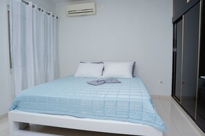 2 quartos, ferros/tábuas de passar roupa, Wi-Fi, roupa de cama